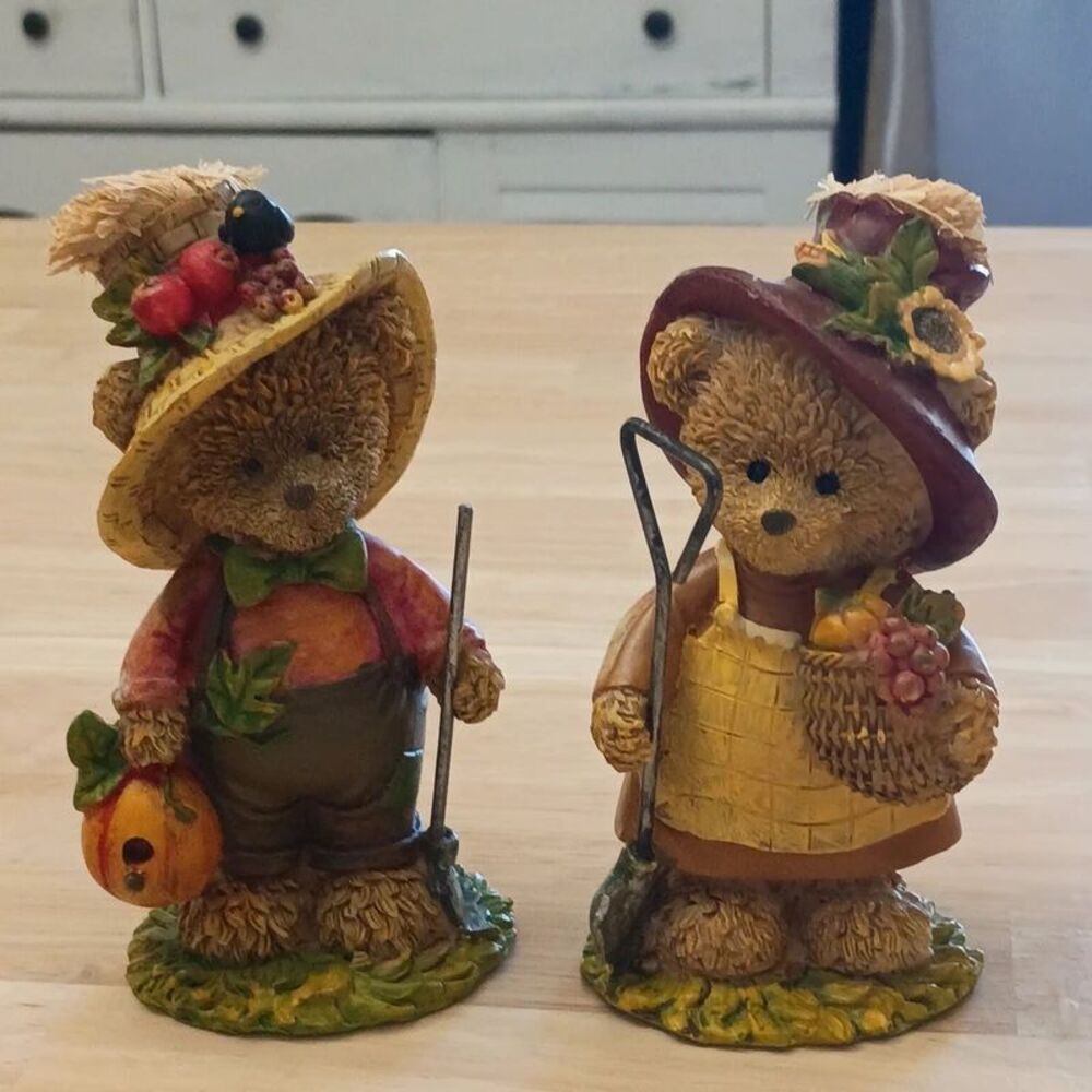 Fall Harvest Bears Figurines Set of 2 Country Farmhouse Shelf Decorations